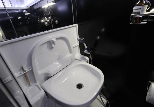 Bain de la caravane BRUDER EXP-6