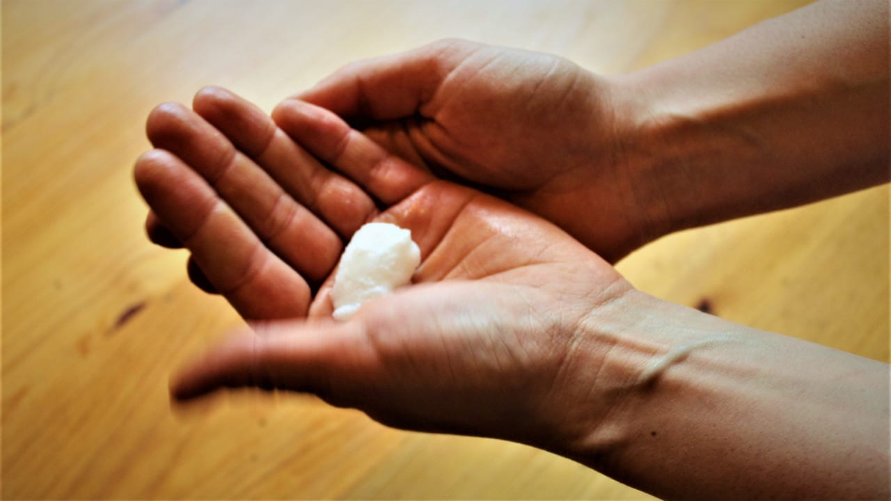 Fabriquer soi-même des cosmétiques naturels : Recettes faciles et conseils 11 Handcreme Naturkosmetik selber machen