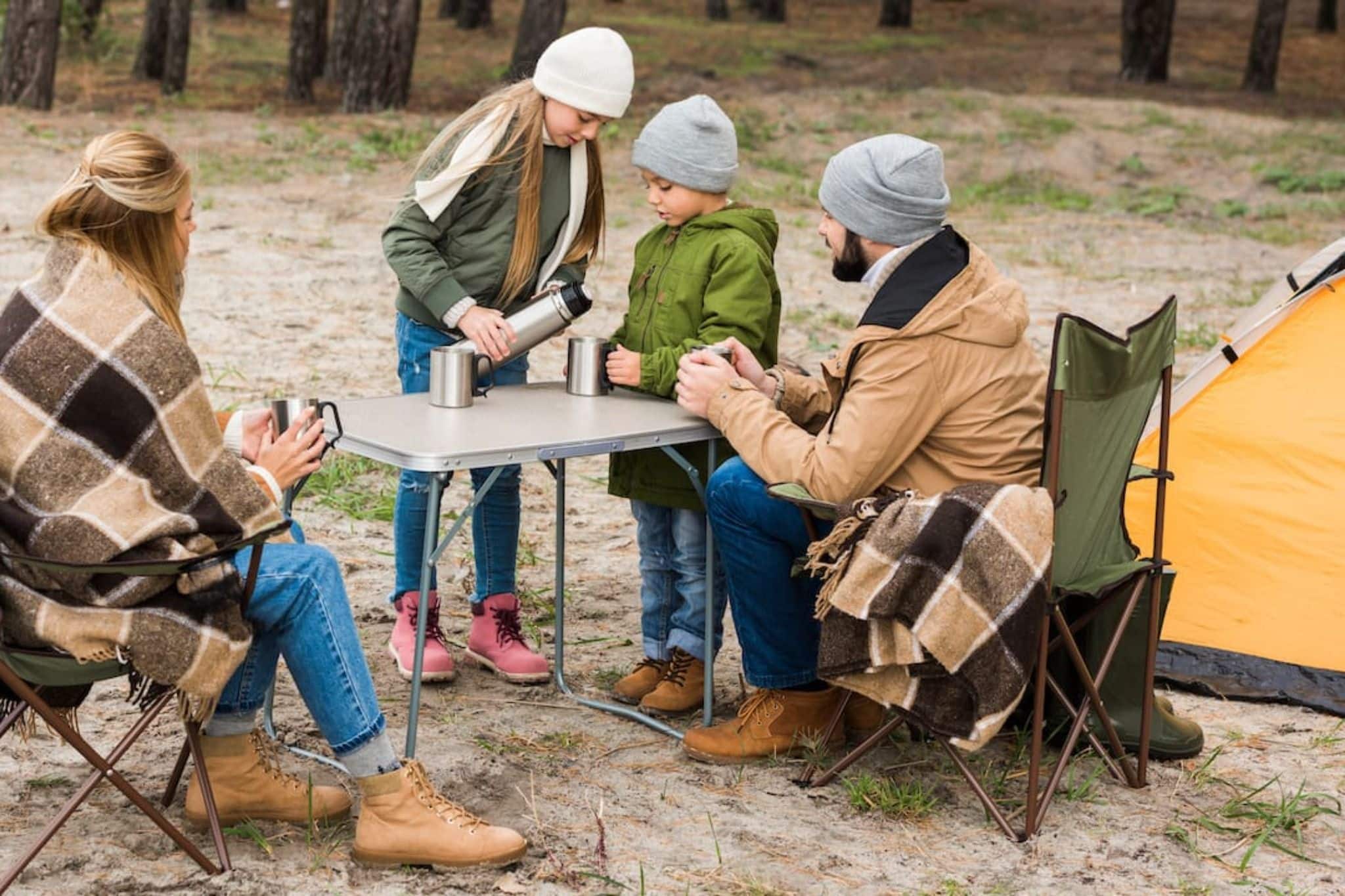 Compacte & stable : la meilleure table de camping