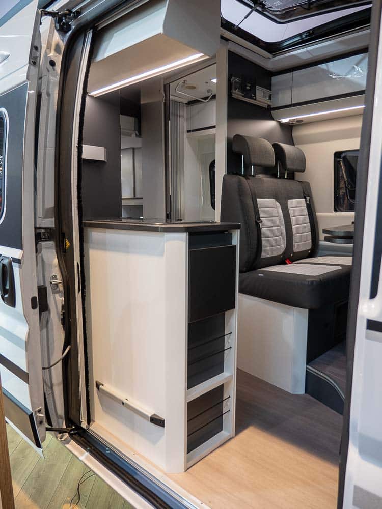 adria twin max 680 eingang kueche