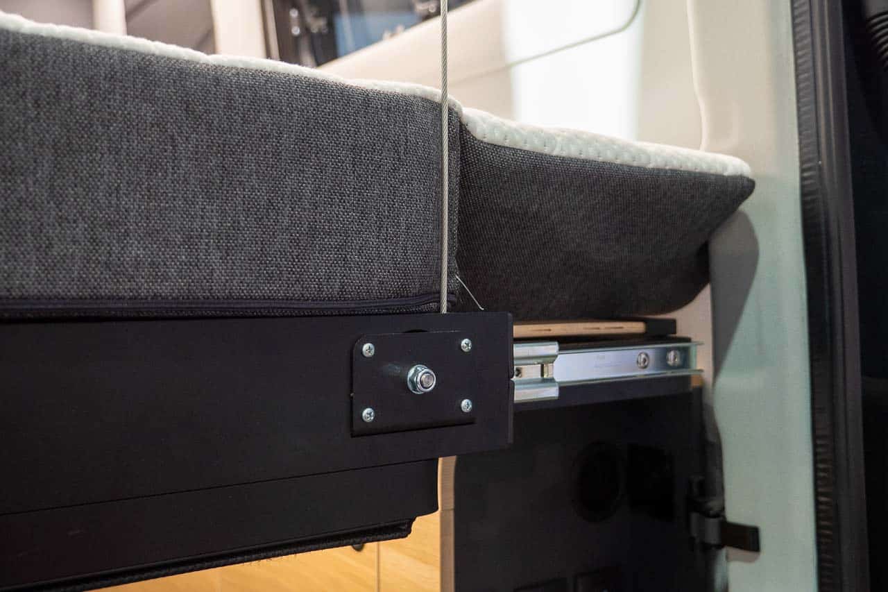 Adria TWIN MAX 680 Lit escamotable