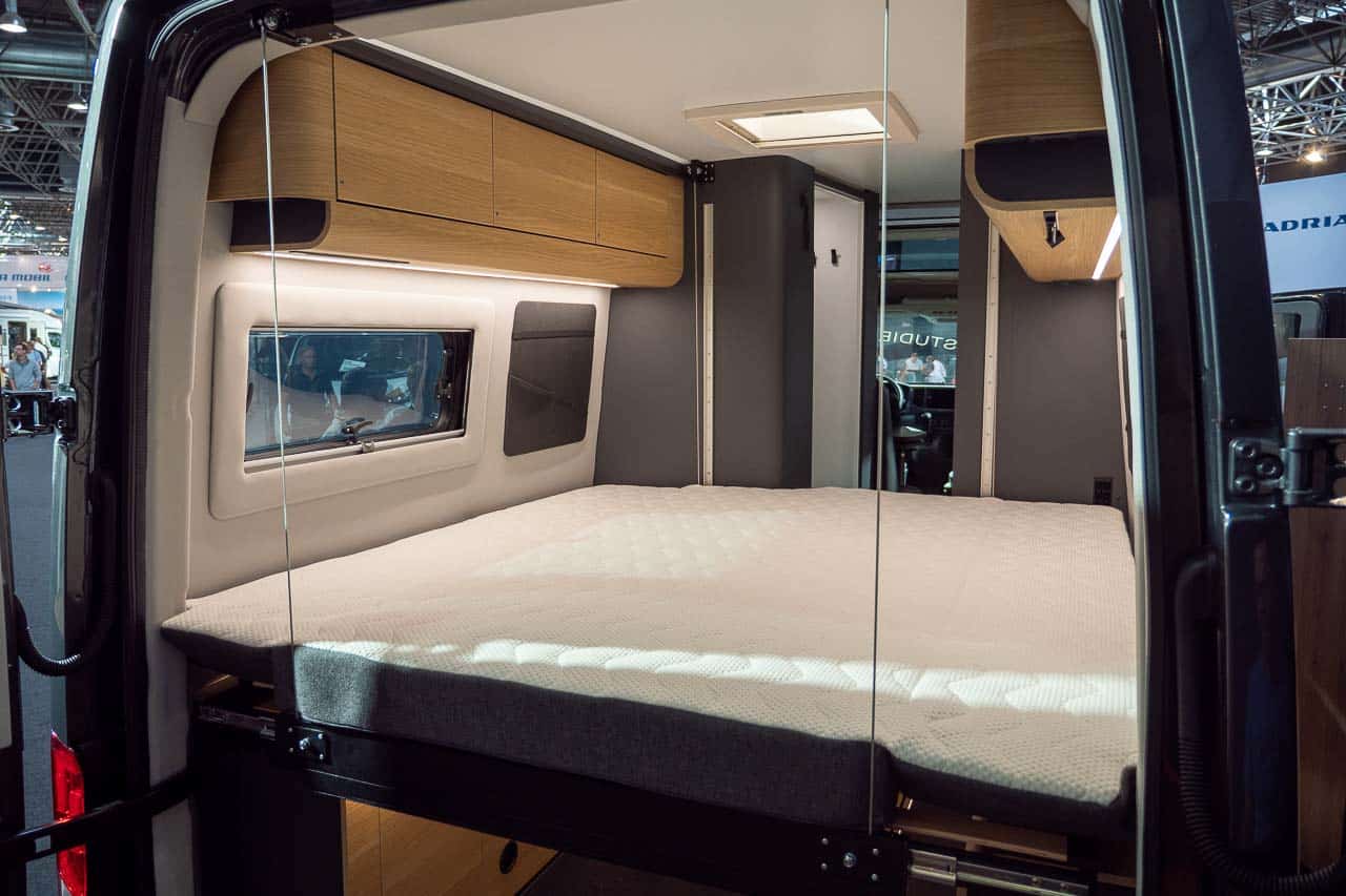 Adria TWIN MAX 680 Intérieur