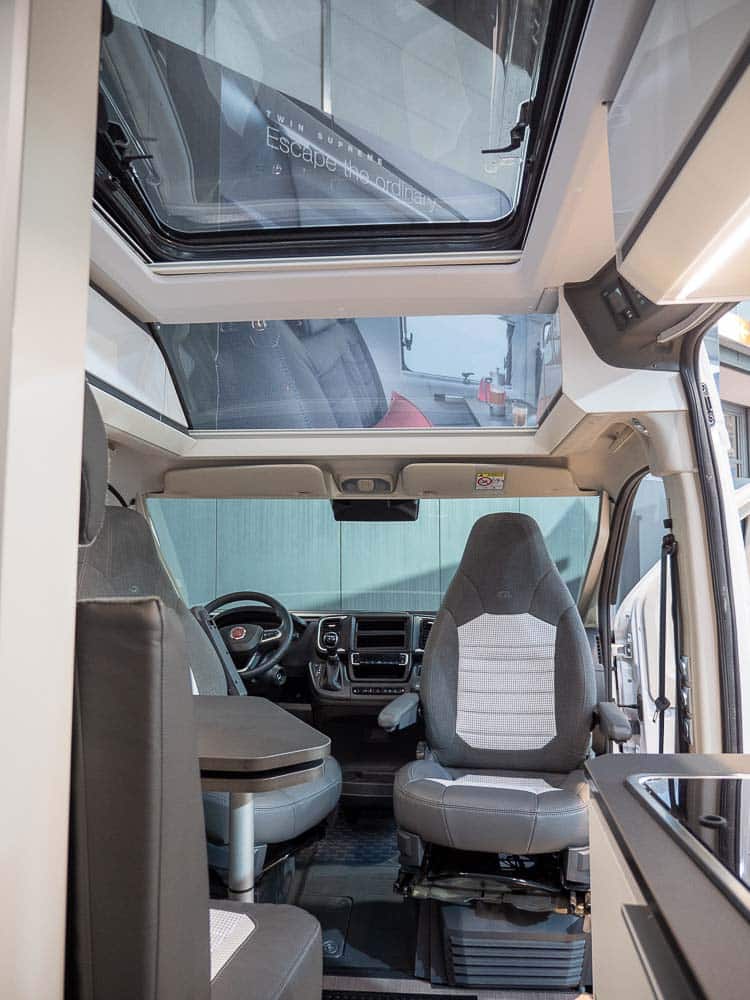 Toit panoramique Adria TWIN 600