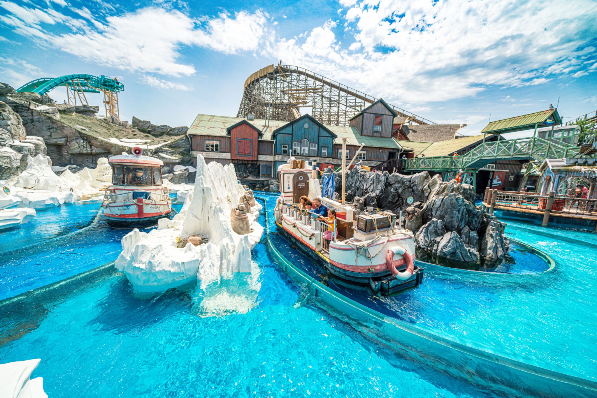 Camping dans les parcs d’attractions : le plaisir pour toute la famille