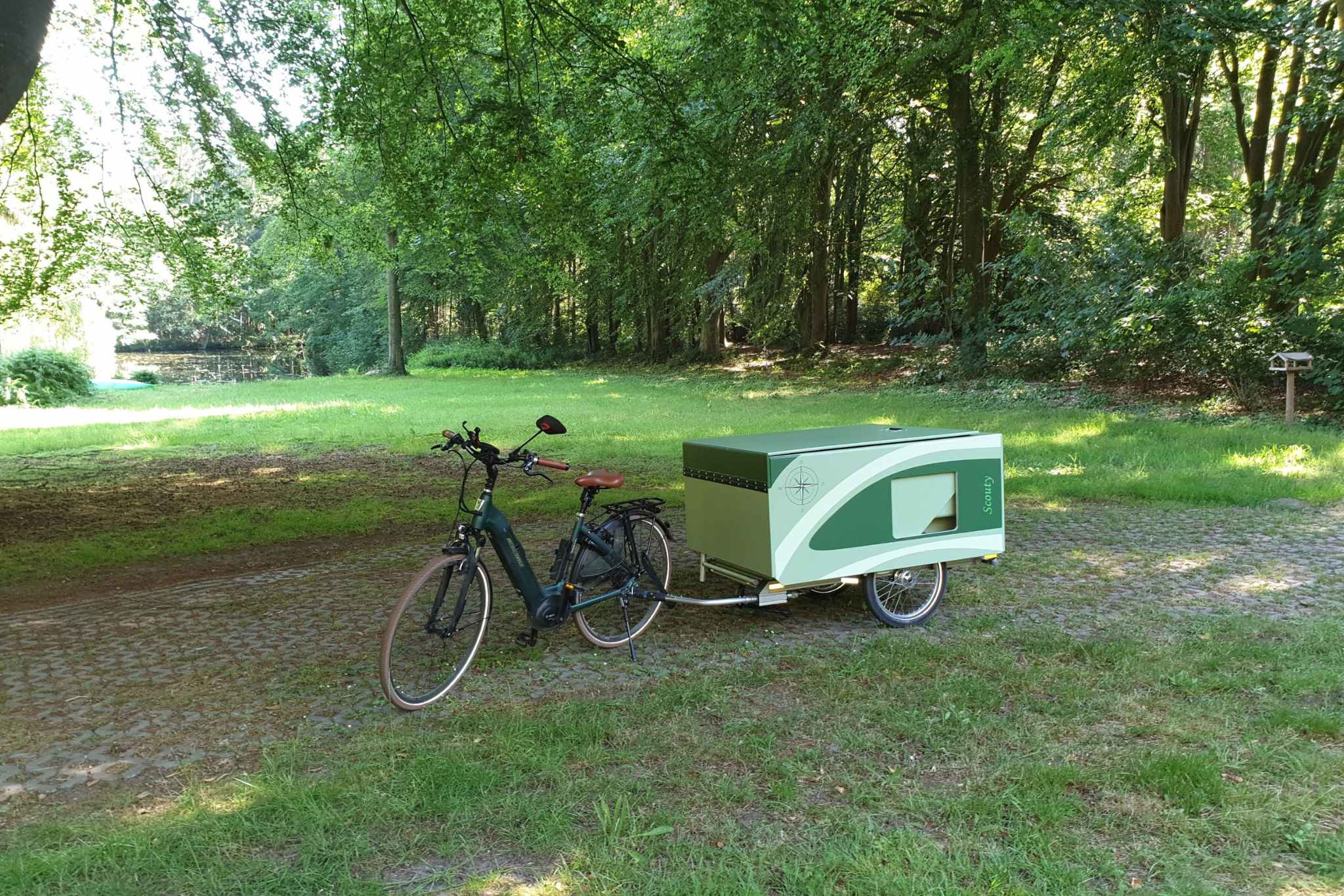 Compact et polyvalent : le Scout 970. (c) CreaConstruct