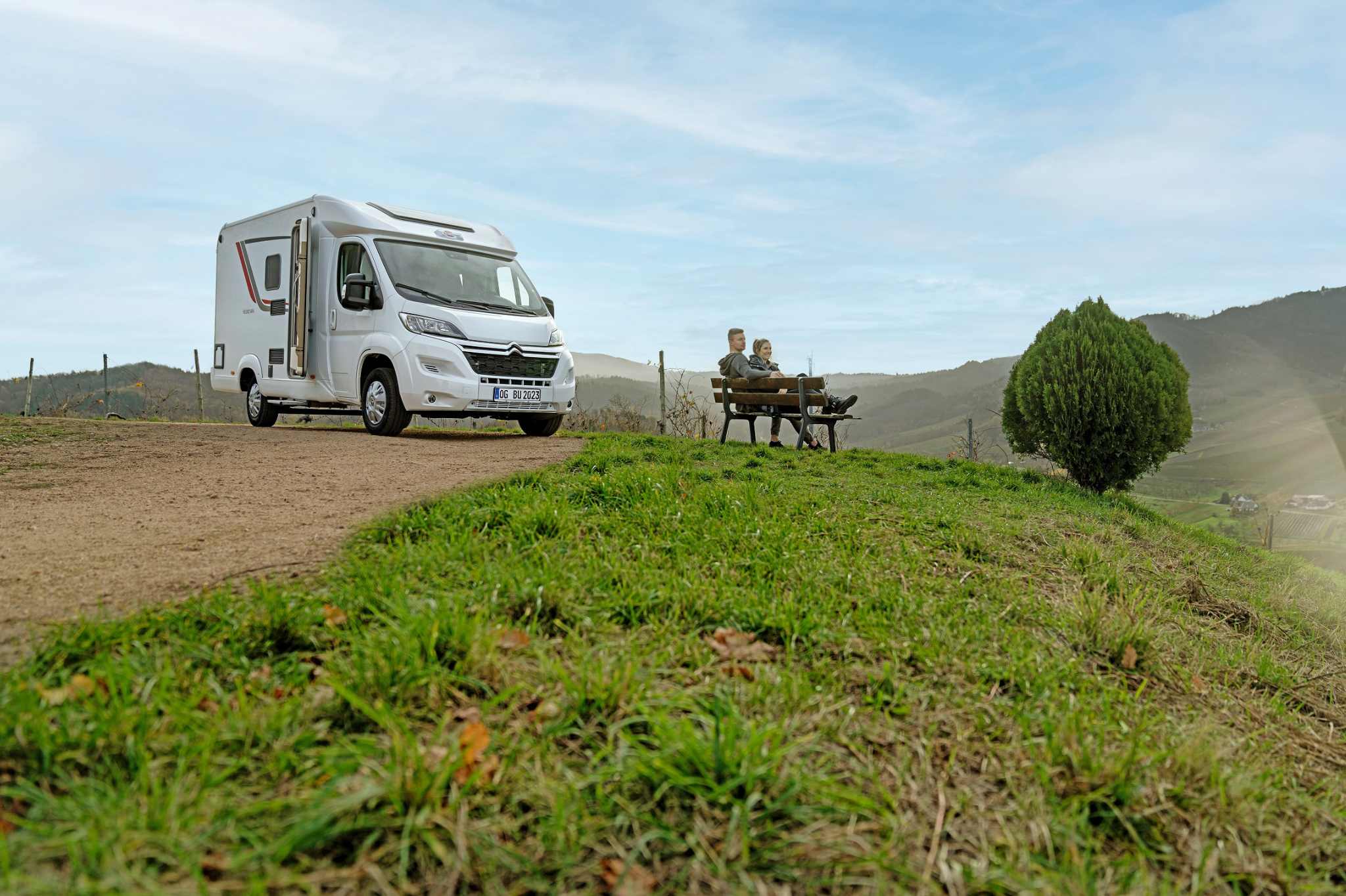 Avec sa largeur de carrosserie étroite de 2,20 mètres, le Nexxo Van est compact pour un profilé. (c) Bürstner GmbH &amp; Co. KG