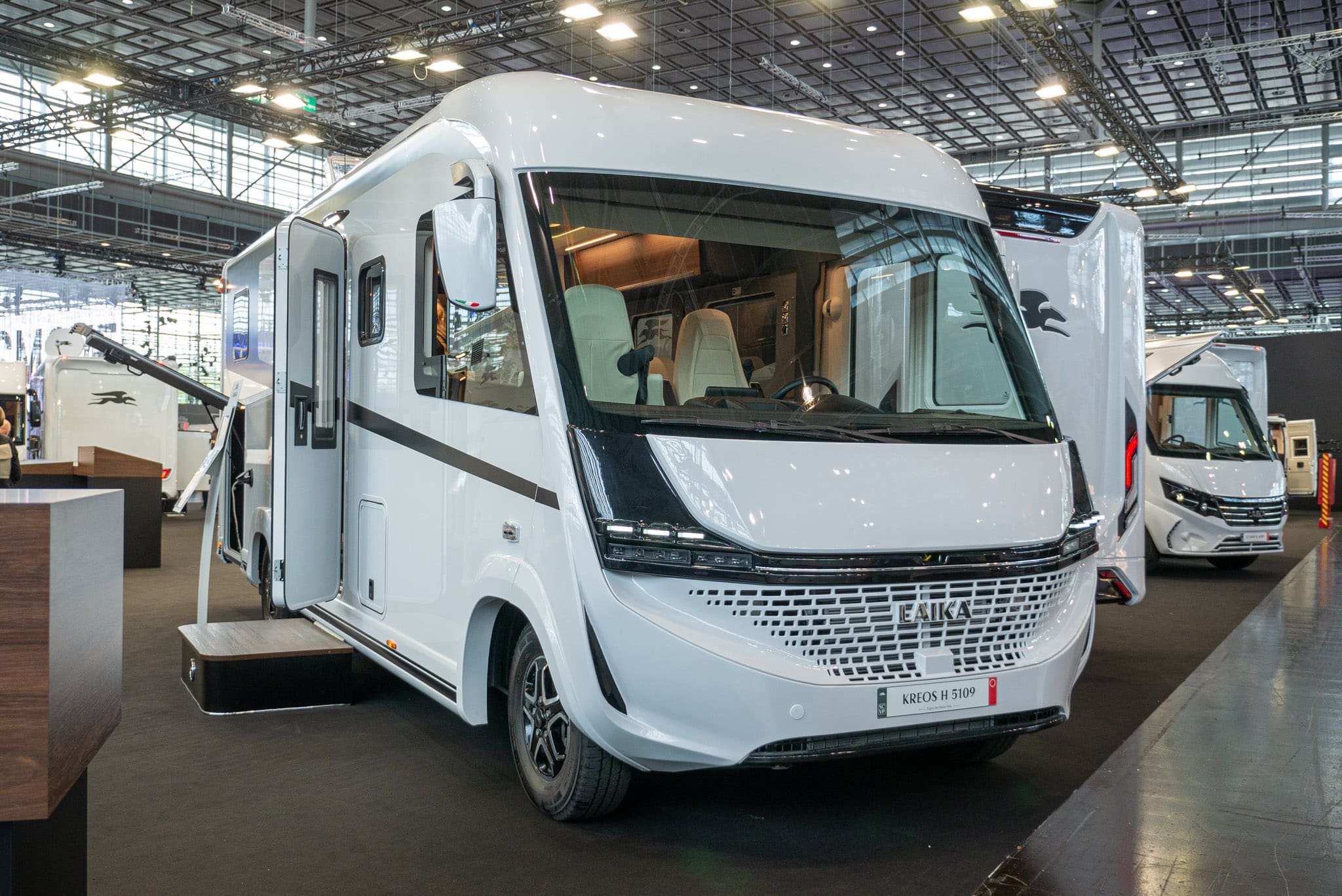 Laika Kreos H 5109 (2024) : camping-car de luxe entièrement intégré de grande classe – avec visite à 360° !