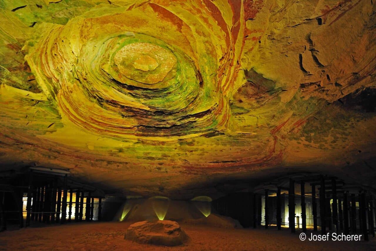 Camping à proximité de grottes spectaculaires en Allemagne - Schlossberghölen