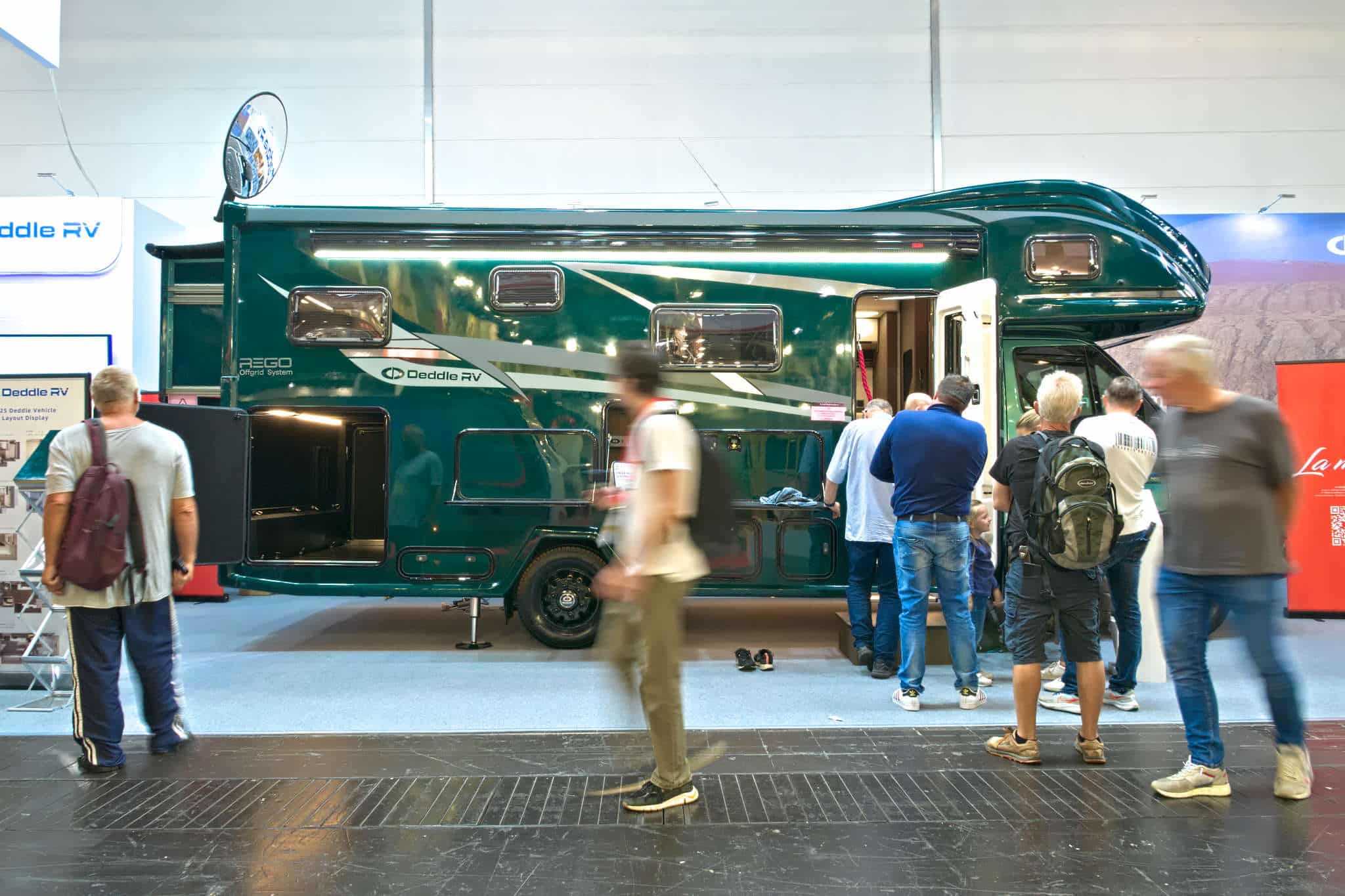 Deddle Carbonic Liner 78 : camping-car de Chine pour des voyages de luxe au plus haut niveau