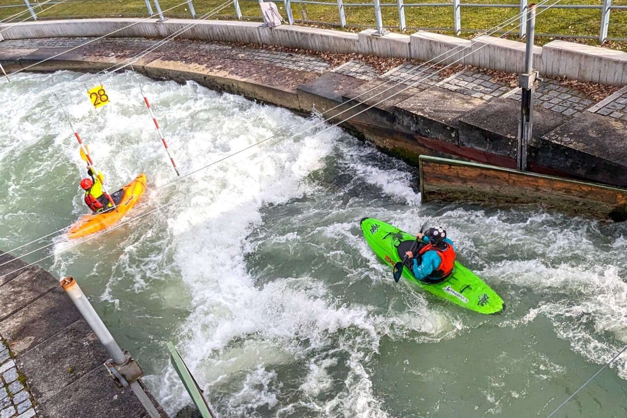 Camping à Augsbourg : découvrir le centre de la Souabe bavaroise en camping-car ou en caravane 27 Camping à Augsbourg Hochablass Kayak