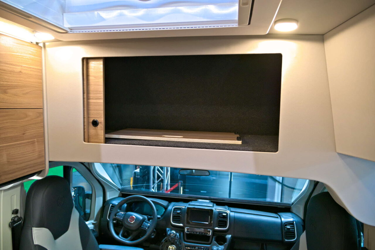 furgok x lounge 600 tisch oben