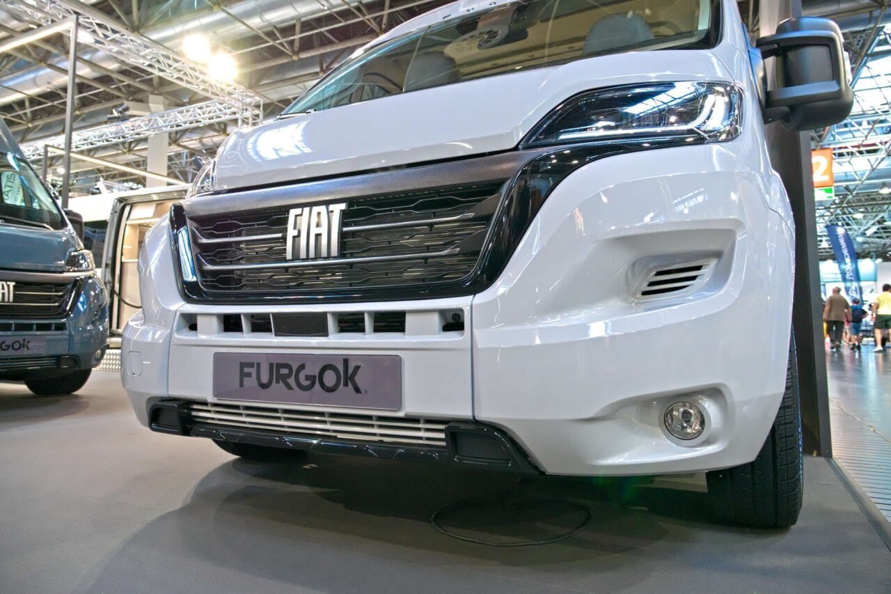 furgok x sportlong 600 2025 exterieur caravan salon 2024 c jalil landero flores