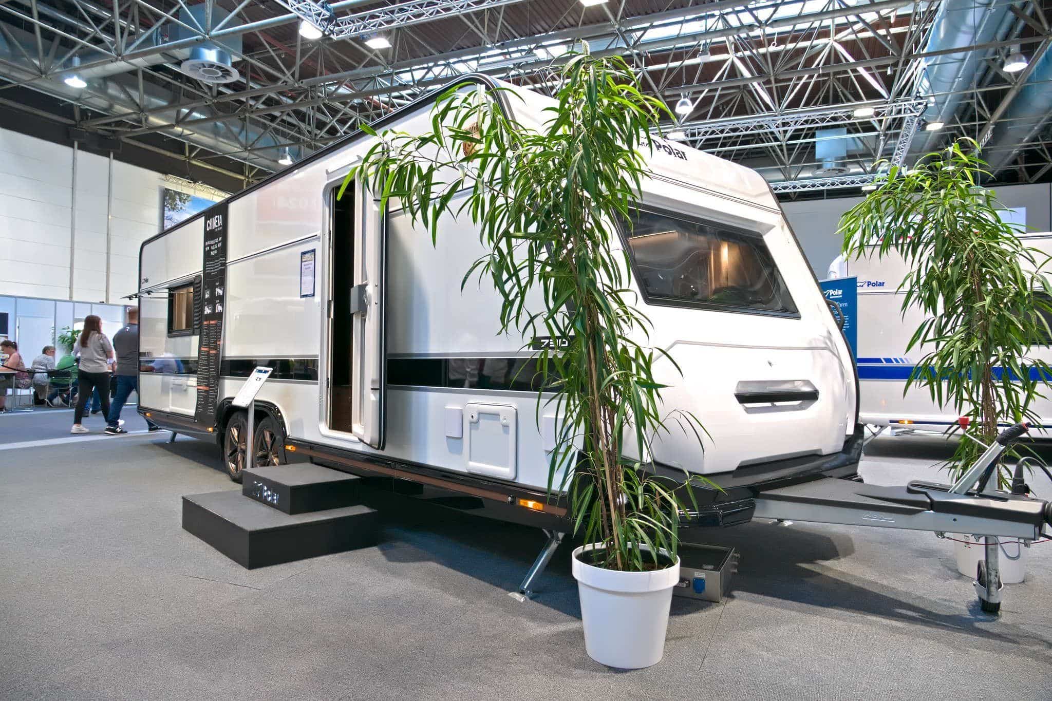 Polar Chimera 730 BSL – Caravane haut de gamme adaptée à l’hiver pour le campeur de luxe