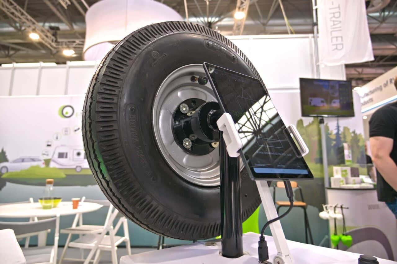 e trailer app e pressure reifendruck caravan salon 2024 c jalil landero flores
