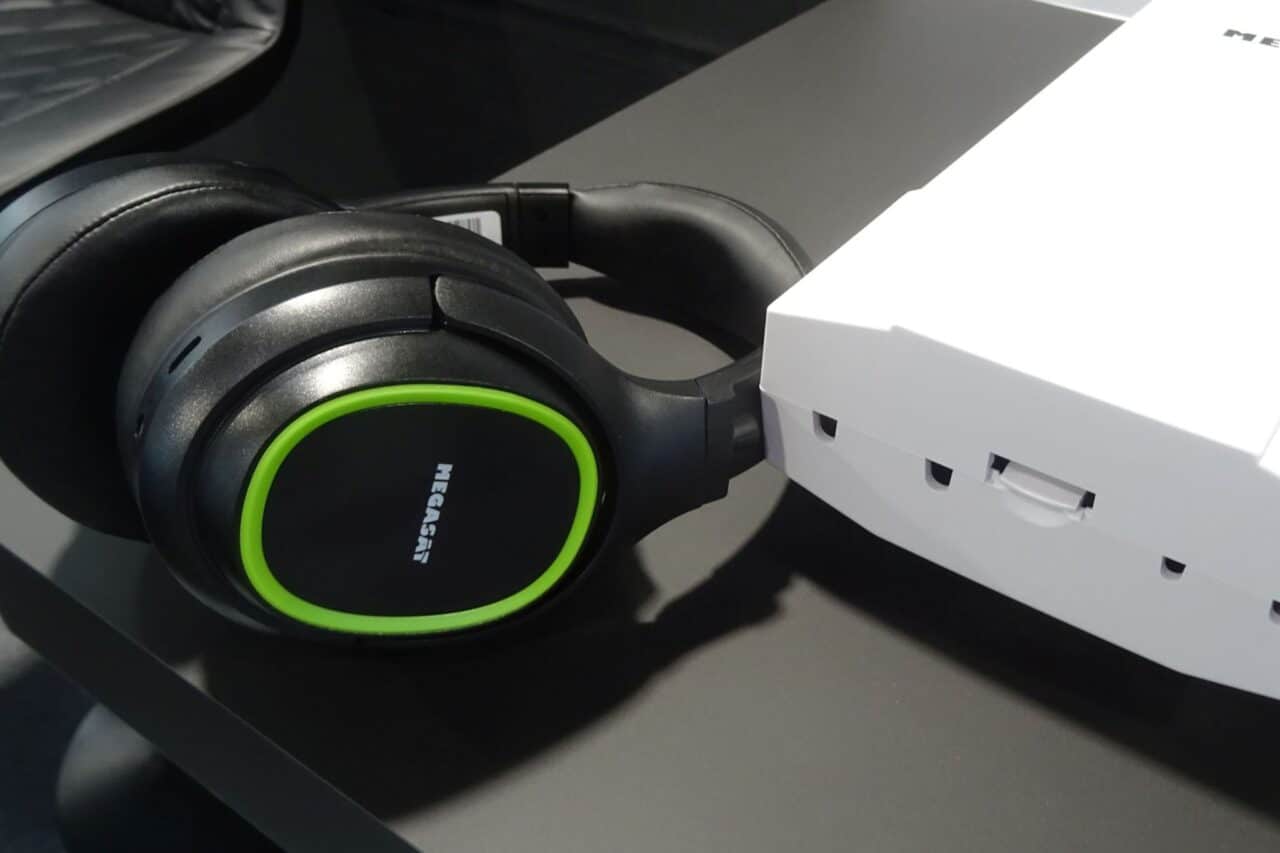 Nouveautés produits Megasat (2025) - Antenne satellite mobile, booster WiFi et casque Bluetooth 3 produktneuheiten megasat bluetooth kopfhoerer meg bh01 caravan salon 2024 c katja scholz