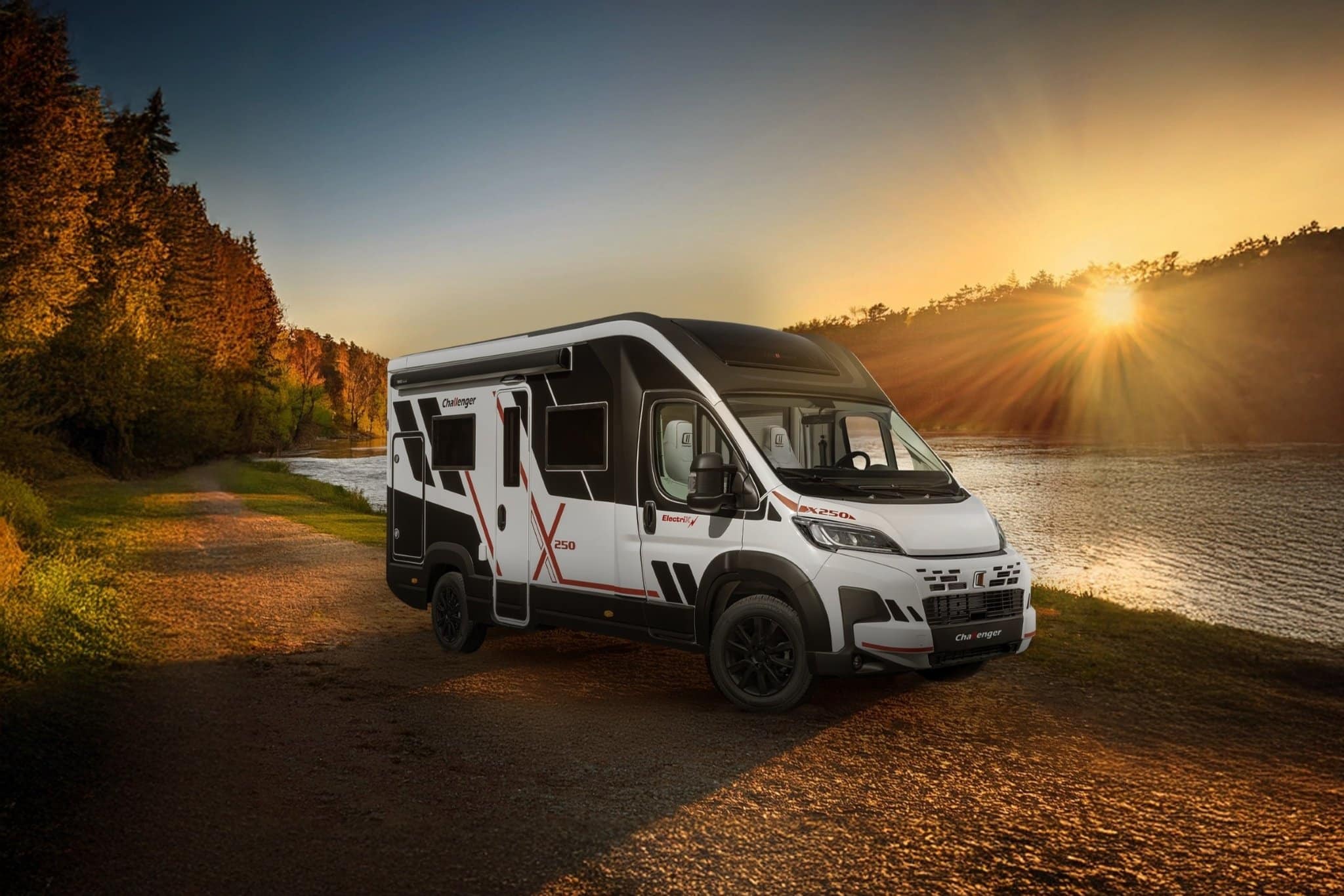 Le camping repensé : le premier camping-car électrique bi-modal sur le marché