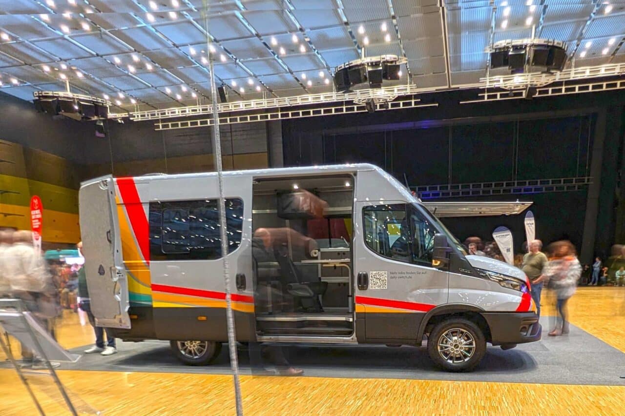 LMC MODO Iveco Daily Switch au salon CMT 2025 Le système modulaire à aménager soi-même
