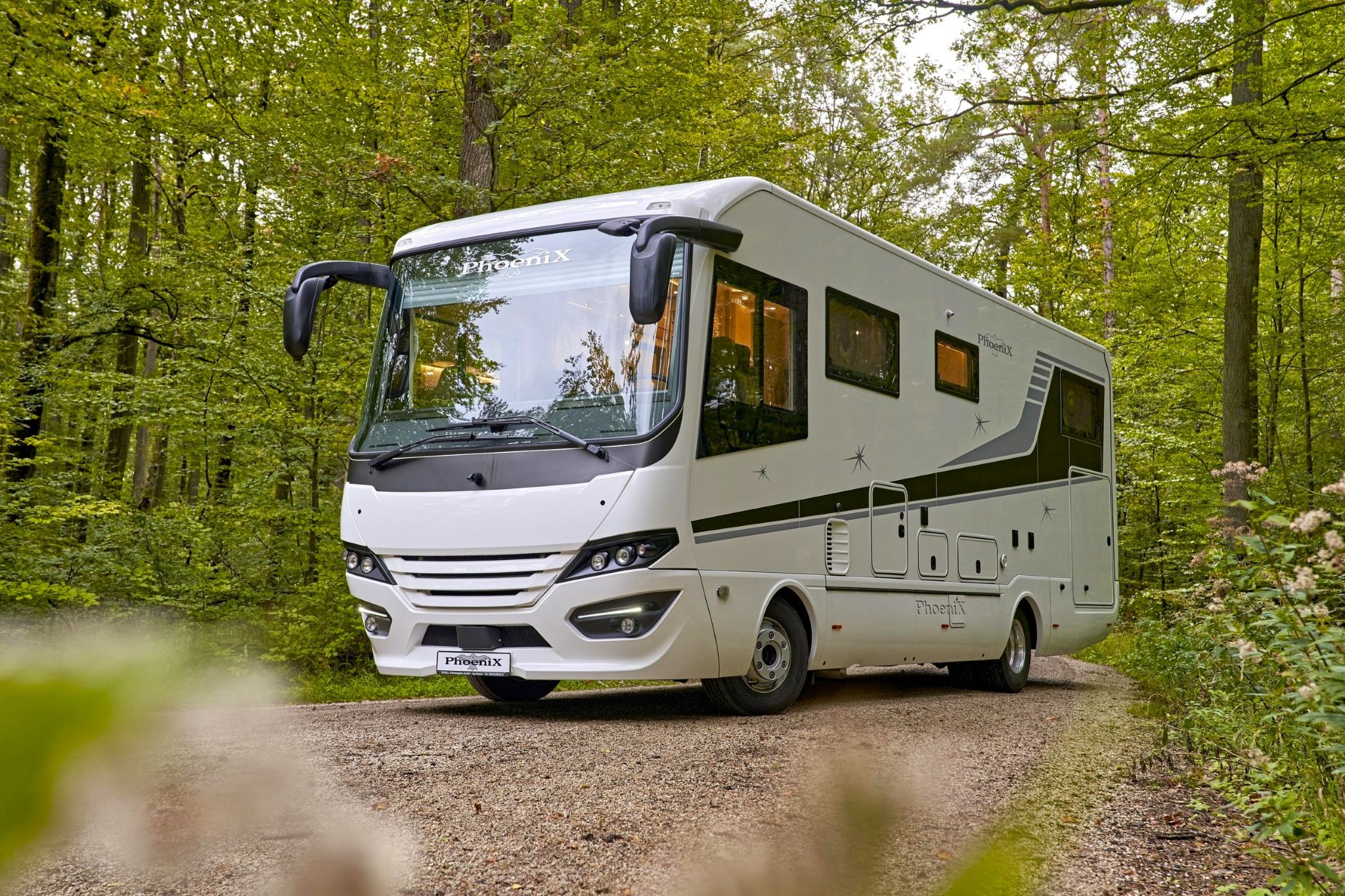 Camping-car de luxe innovant : Phoenix présente le Top-Liner 9000 BMLX