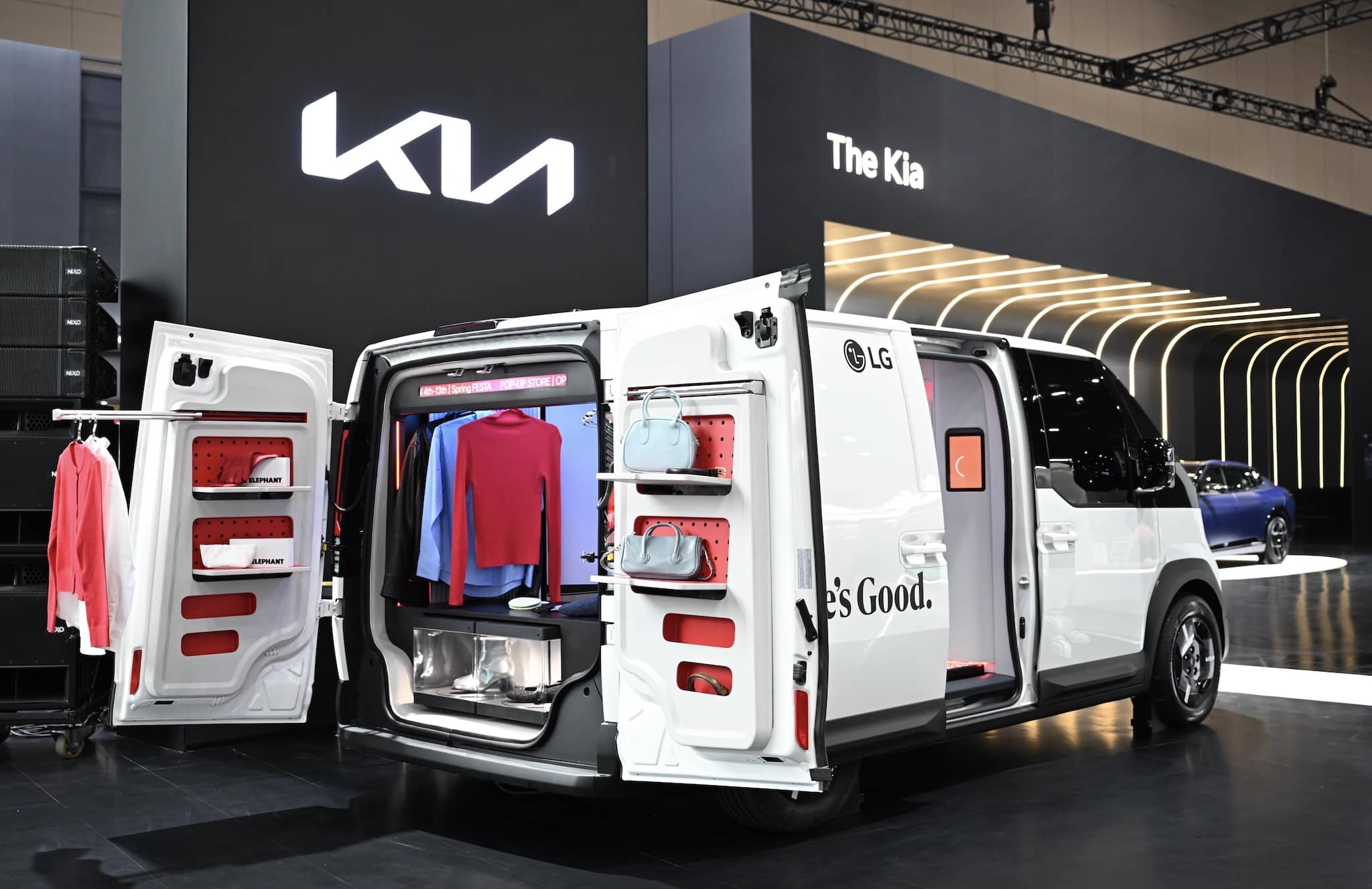 La technologie rencontre l’aventure : KIA et LG présentent un concept de camping futuriste
